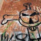 ...e graffiti di ogni genere